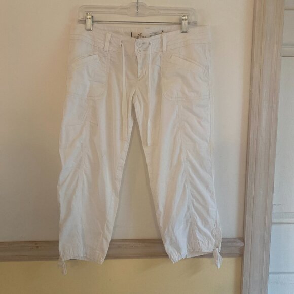 Hollister Women's White Capri Stretch Pants With Cinch Waist and Cuffs Size 5 C5 - Picture 1 of 4